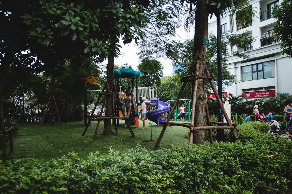 Full House Times City Hanoi Exterior foto